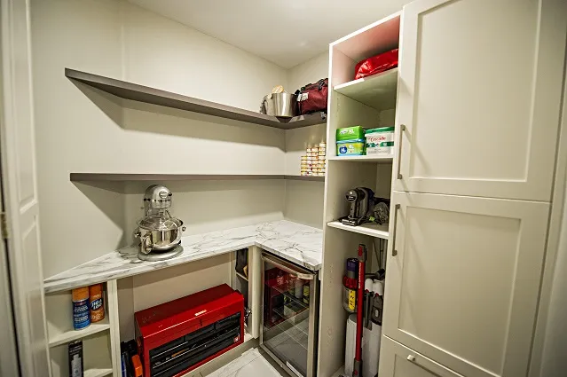 Bedford Condo Laundry Room & Foyer Remodel!